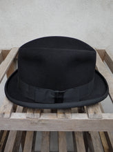 Load image into Gallery viewer, Homburg Hat (Black)