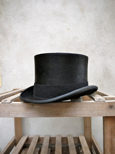 Polished Top Hat (Black)