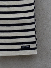 Load image into Gallery viewer, Rayee Stripey Knit Scarf (Cream)