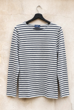 Load image into Gallery viewer, Linen Breton Top | Minquiers (Cream / Navy) by Saint James