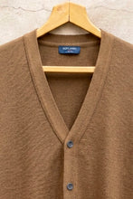 Load image into Gallery viewer, Wool Cardigan | Guingamp (Brown)