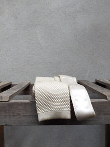Silk Knit Tie (Cream)