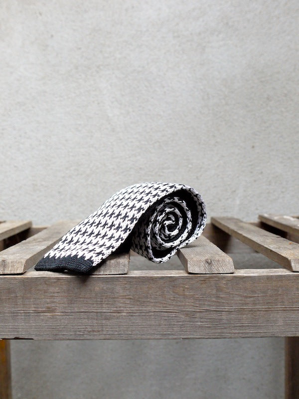 Silk Knit Tie (Houndstooth)