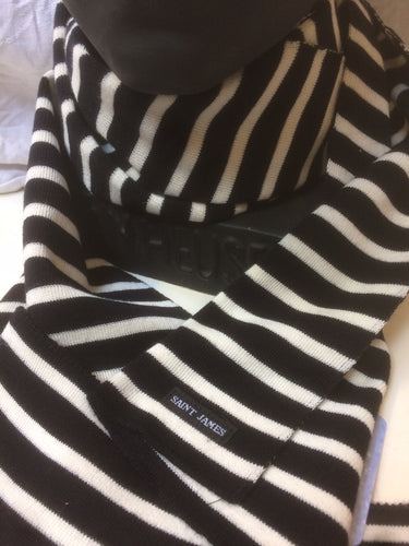 Duguay R adult striped scarf in navy/cream. Saint James 1x1 rib knit. 72