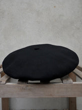 Load image into Gallery viewer, Super Lujo Wide Alpine Beret | 7 Basque Provinces by Elosegui