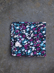 Pocket Square | Winter Berry (Indigo)