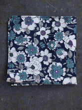 Load image into Gallery viewer, Pocket Square | Flower Bed (Cerulean)