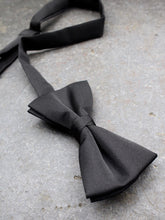 Load image into Gallery viewer, Barathea Bow Tie (Black)