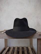 Load image into Gallery viewer, Poet Trilby Hat (Black)