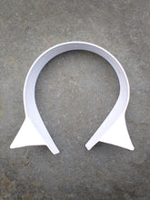 Load image into Gallery viewer, Wing Collar