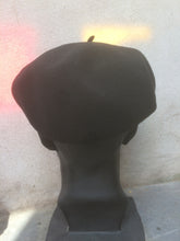 Load image into Gallery viewer, The Laulhere Oloron Black Cap