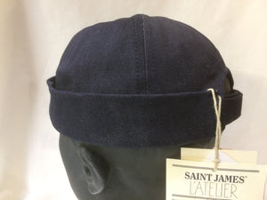 Dockers Skullcap In Navy, Denim or Brick red.