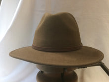 Load image into Gallery viewer, Christys&#39; Crushable Safari in sable brown 3&quot; brim