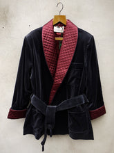 Load image into Gallery viewer, Smoking Jacket | Velvet (Navy)