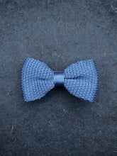 Load image into Gallery viewer, Silk Knit Bow Tie (Pale Blue)