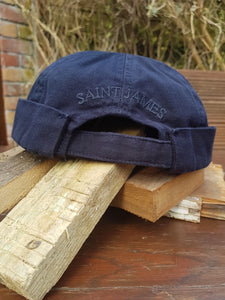 Dockers Skullcap In Navy, Denim or Brick red.